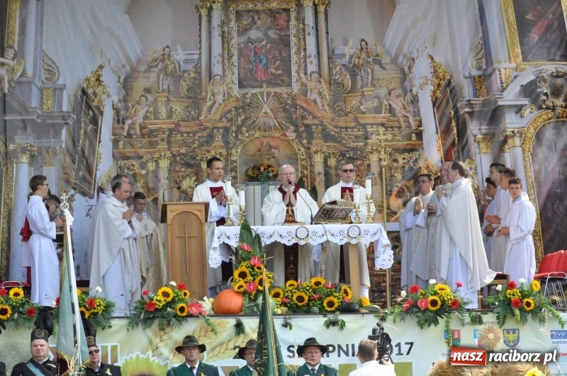 Zdjęcie w galerii na portalu naszraciborz.pl: Dożynki wojewódzkie w Tworkowie. Dziękujcie Bogu, unikajcie chciwości, żyjcie w zgodzie  wiadomości z regionu