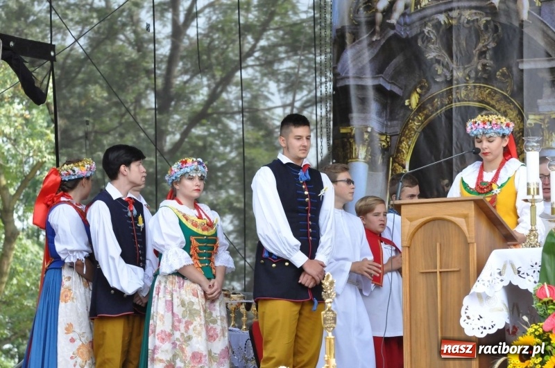 Zdjęcie w galerii na portalu naszraciborz.pl: Dożynki wojewódzkie w Tworkowie. Dziękujcie Bogu, unikajcie chciwości, żyjcie w zgodzie  wiadomości z regionu