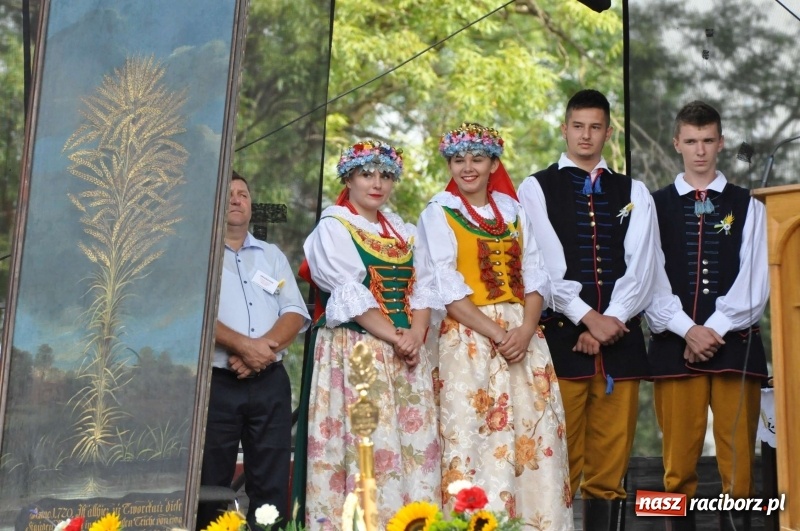 Zdjęcie w galerii na portalu naszraciborz.pl: Dożynki wojewódzkie w Tworkowie. Dziękujcie Bogu, unikajcie chciwości, żyjcie w zgodzie  wiadomości z regionu