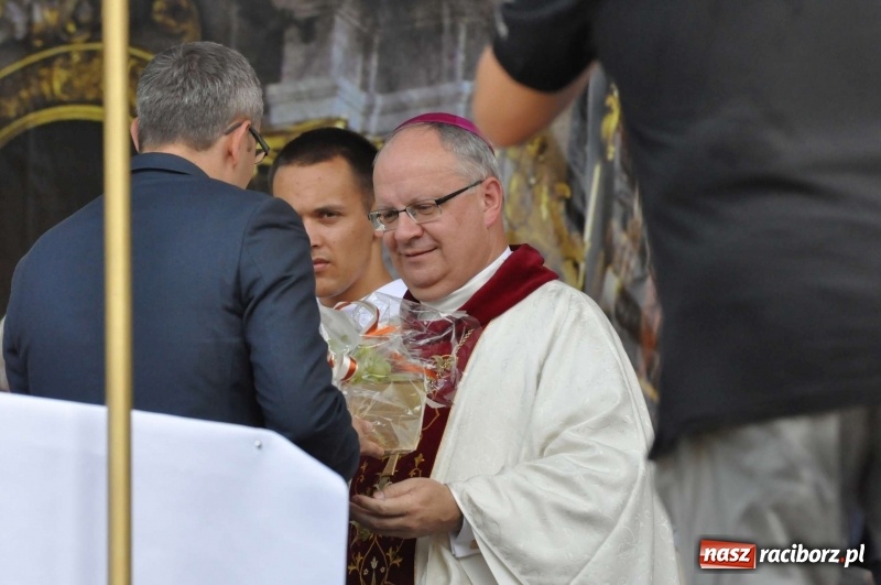 Zdjęcie w galerii na portalu naszraciborz.pl: Dożynki wojewódzkie w Tworkowie. Dziękujcie Bogu, unikajcie chciwości, żyjcie w zgodzie  wiadomości z regionu