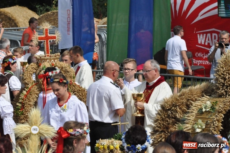 Zdjęcie w galerii na portalu naszraciborz.pl: Dożynki wojewódzkie w Tworkowie. Dziękujcie Bogu, unikajcie chciwości, żyjcie w zgodzie  wiadomości z regionu