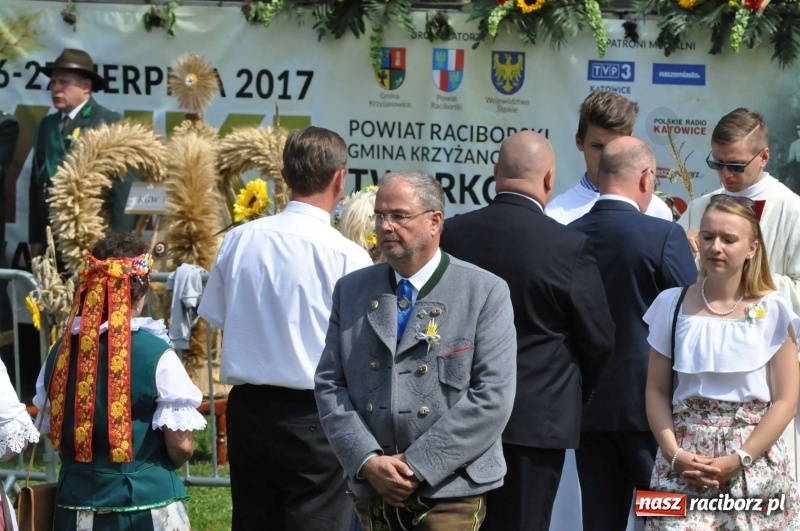 Zdjęcie w galerii na portalu naszraciborz.pl: Dożynki wojewódzkie w Tworkowie. Dziękujcie Bogu, unikajcie chciwości, żyjcie w zgodzie  wiadomości z regionu