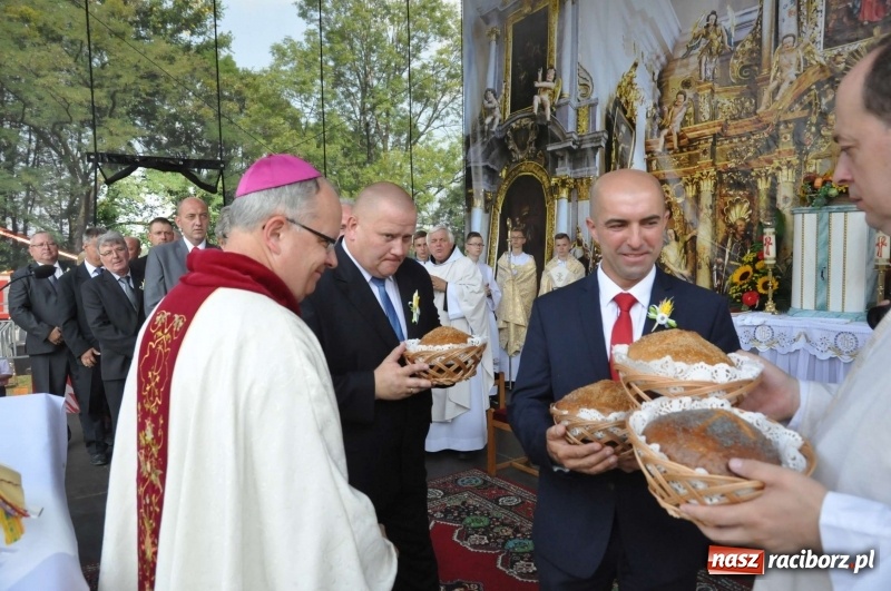 Zdjęcie w galerii na portalu naszraciborz.pl: Dożynki wojewódzkie w Tworkowie. Dziękujcie Bogu, unikajcie chciwości, żyjcie w zgodzie  wiadomości z regionu