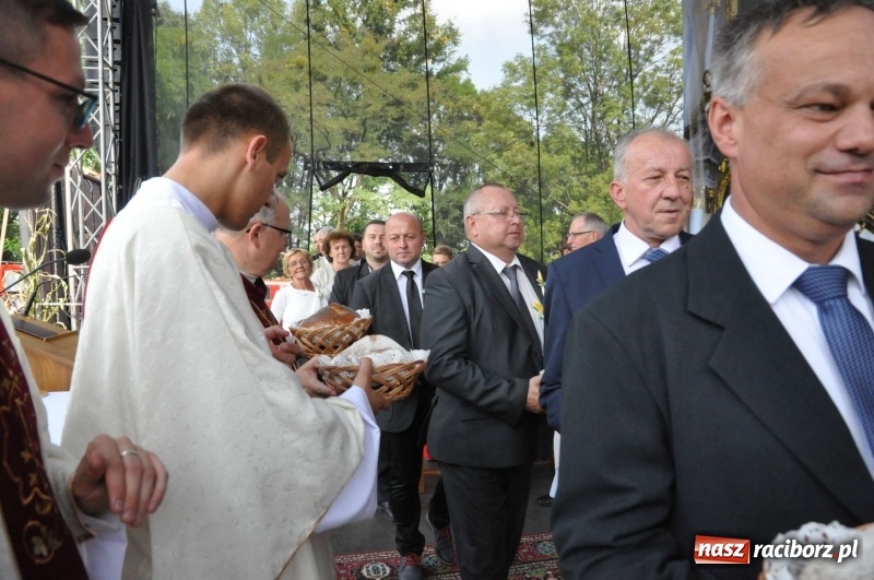 Zdjęcie w galerii na portalu naszraciborz.pl: Dożynki wojewódzkie w Tworkowie. Dziękujcie Bogu, unikajcie chciwości, żyjcie w zgodzie  wiadomości z regionu
