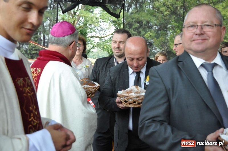 Zdjęcie w galerii na portalu naszraciborz.pl: Dożynki wojewódzkie w Tworkowie. Dziękujcie Bogu, unikajcie chciwości, żyjcie w zgodzie  wiadomości z regionu