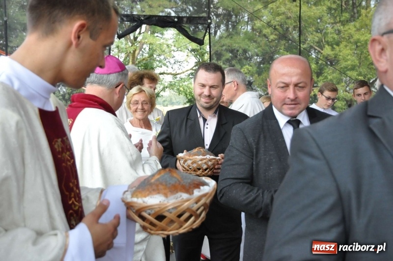 Zdjęcie w galerii na portalu naszraciborz.pl: Dożynki wojewódzkie w Tworkowie. Dziękujcie Bogu, unikajcie chciwości, żyjcie w zgodzie  wiadomości z regionu