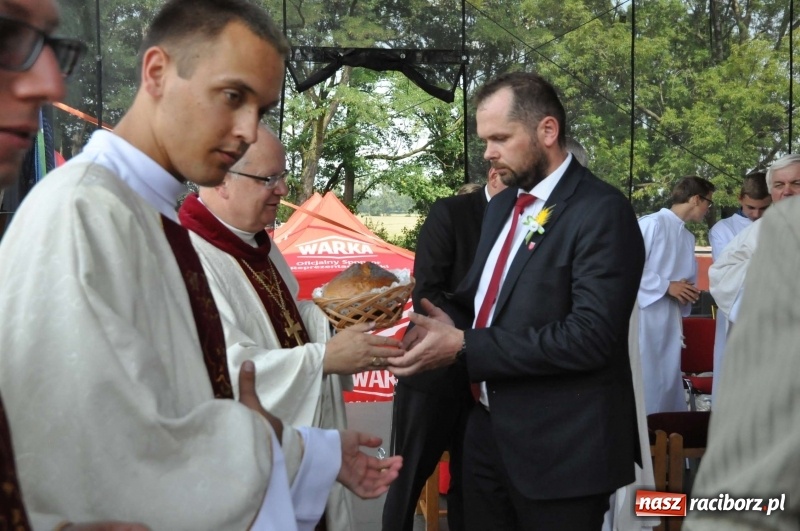 Zdjęcie w galerii na portalu naszraciborz.pl: Dożynki wojewódzkie w Tworkowie. Dziękujcie Bogu, unikajcie chciwości, żyjcie w zgodzie  wiadomości z regionu