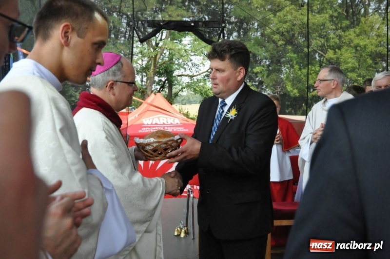 Zdjęcie w galerii na portalu naszraciborz.pl: Dożynki wojewódzkie w Tworkowie. Dziękujcie Bogu, unikajcie chciwości, żyjcie w zgodzie  wiadomości z regionu