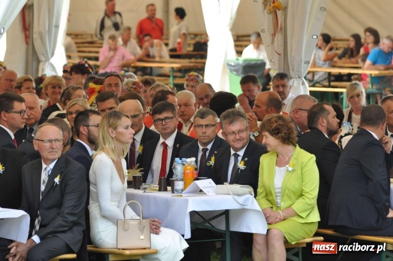 Zdjęcie w galerii na portalu naszraciborz.pl: Dożynki wojewódzkie w Tworkowie. Dziękujcie Bogu, unikajcie chciwości, żyjcie w zgodzie  wiadomości z regionu