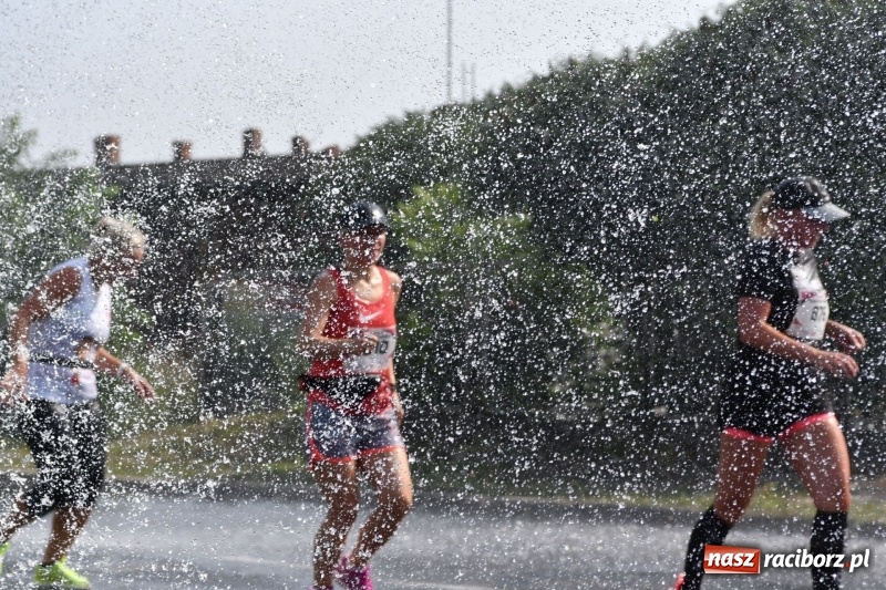 Zdjęcie w galerii na portalu naszraciborz.pl: Rekordowy Rafako Półmaraton Racibórz. Toyota dla Mateusza Wolnika  wiadomości z regionu