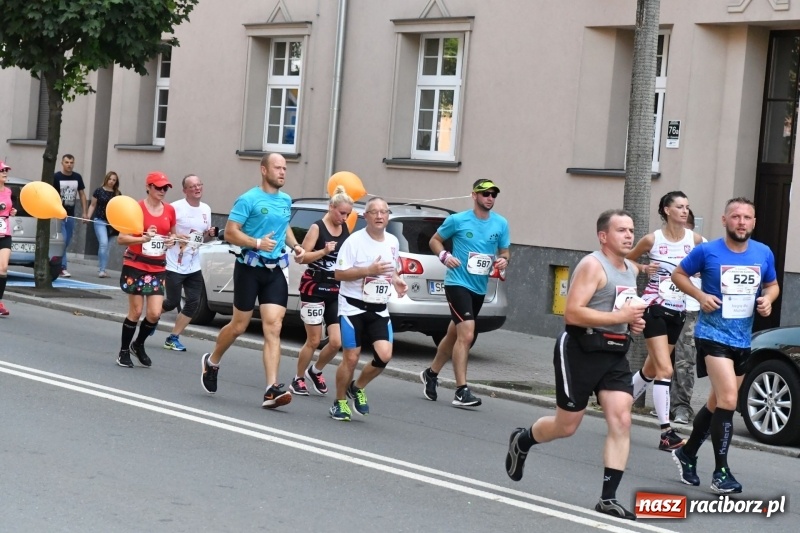 Zdjęcie w galerii na portalu naszraciborz.pl: Rekordowy Rafako Półmaraton Racibórz. Toyota dla Mateusza Wolnika  wiadomości z regionu