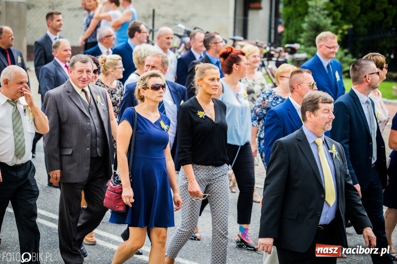 Zdjęcie w galerii na portalu naszraciborz.pl: Dwie orkiestry, kajakarze i drwale, a do tego szarpidruty - kolorowe i radosne dożynki wojewódzkie w Tworkowie  wiadomości z regionu