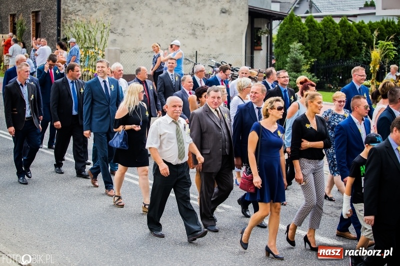 Zdjęcie w galerii na portalu naszraciborz.pl: Dwie orkiestry, kajakarze i drwale, a do tego szarpidruty - kolorowe i radosne dożynki wojewódzkie w Tworkowie  wiadomości z regionu