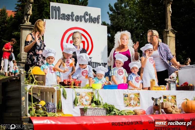 Zdjęcie w galerii na portalu naszraciborz.pl: Dwie orkiestry, kajakarze i drwale, a do tego szarpidruty - kolorowe i radosne dożynki wojewódzkie w Tworkowie  wiadomości z regionu