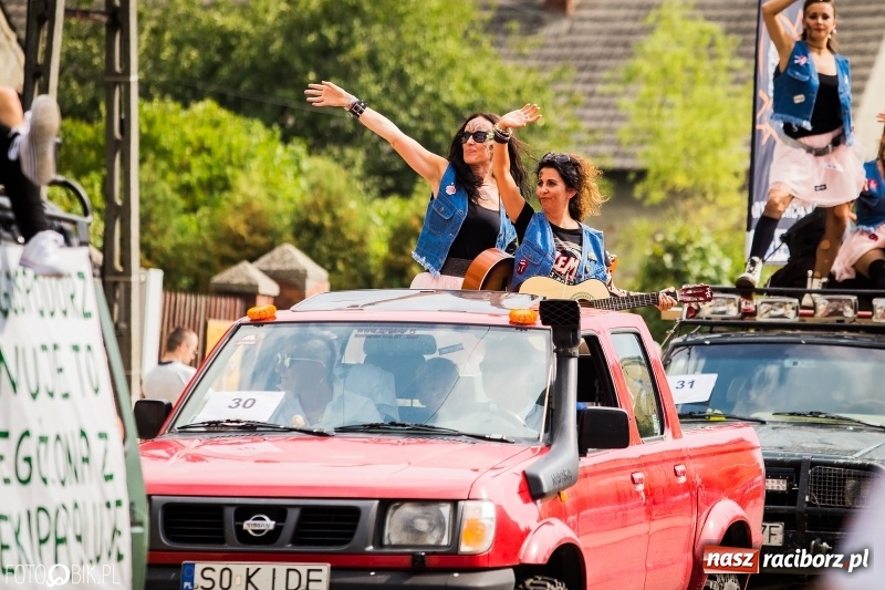 Zdjęcie w galerii na portalu naszraciborz.pl: Dwie orkiestry, kajakarze i drwale, a do tego szarpidruty - kolorowe i radosne dożynki wojewódzkie w Tworkowie  wiadomości z regionu