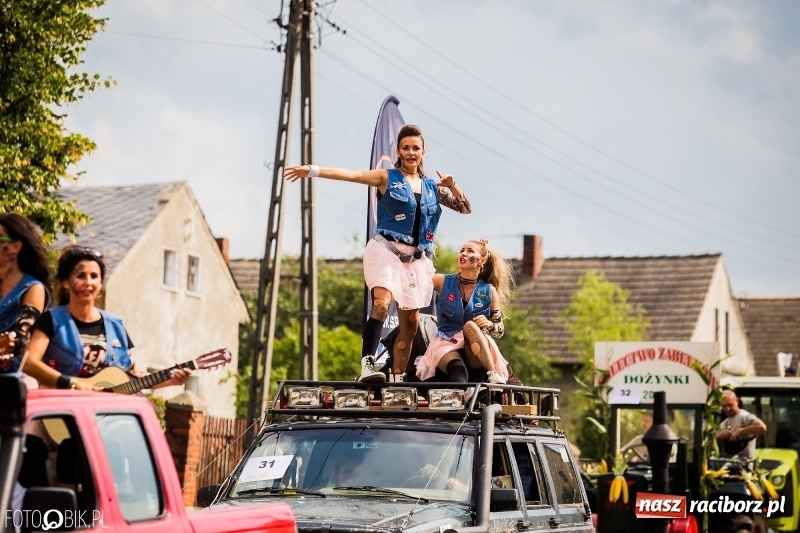 Zdjęcie w galerii na portalu naszraciborz.pl: Dwie orkiestry, kajakarze i drwale, a do tego szarpidruty - kolorowe i radosne dożynki wojewódzkie w Tworkowie  wiadomości z regionu