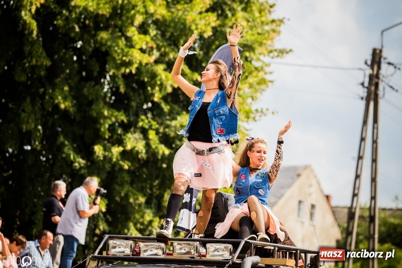 Zdjęcie w galerii na portalu naszraciborz.pl: Dwie orkiestry, kajakarze i drwale, a do tego szarpidruty - kolorowe i radosne dożynki wojewódzkie w Tworkowie  wiadomości z regionu