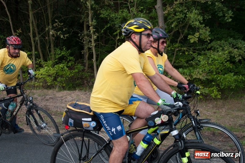 Zdjęcie w galerii na portalu naszraciborz.pl: Szlakiem pożaru 1992 - XIX Rodzinny Rajd Rowerowy w Kuźni Raciborskiej wiadomości z regionu