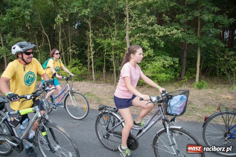 Zdjęcie w galerii na portalu naszraciborz.pl: Szlakiem pożaru 1992 - XIX Rodzinny Rajd Rowerowy w Kuźni Raciborskiej wiadomości z regionu
