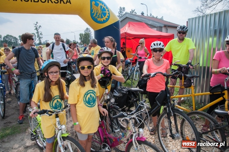 Zdjęcie w galerii na portalu naszraciborz.pl: Szlakiem pożaru 1992 - XIX Rodzinny Rajd Rowerowy w Kuźni Raciborskiej wiadomości z regionu