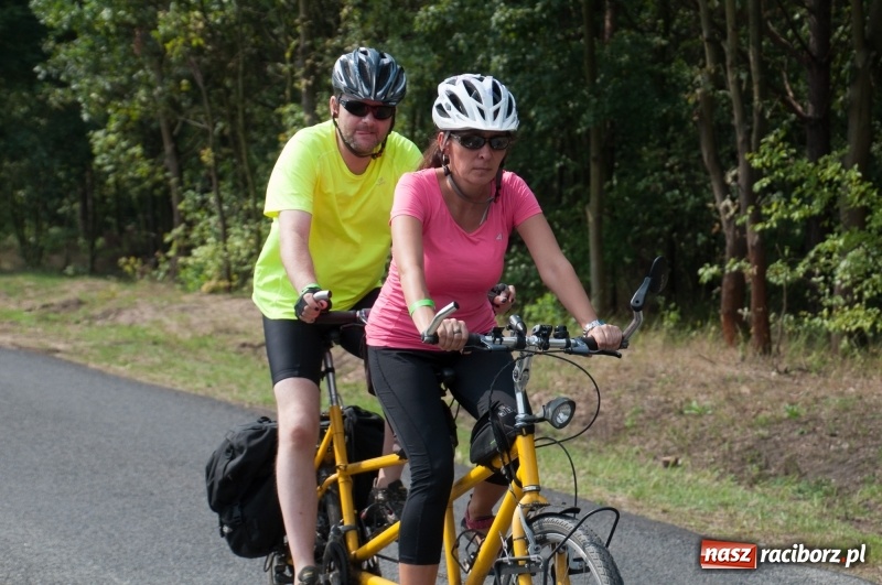 Zdjęcie w galerii na portalu naszraciborz.pl: Szlakiem pożaru 1992 - XIX Rodzinny Rajd Rowerowy w Kuźni Raciborskiej wiadomości z regionu