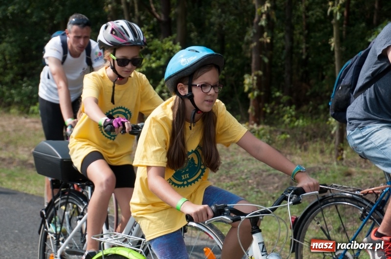 Zdjęcie w galerii na portalu naszraciborz.pl: Szlakiem pożaru 1992 - XIX Rodzinny Rajd Rowerowy w Kuźni Raciborskiej wiadomości z regionu