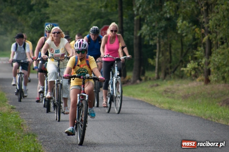 Zdjęcie w galerii na portalu naszraciborz.pl: Szlakiem pożaru 1992 - XIX Rodzinny Rajd Rowerowy w Kuźni Raciborskiej wiadomości z regionu