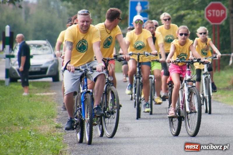 Zdjęcie w galerii na portalu naszraciborz.pl: Szlakiem pożaru 1992 - XIX Rodzinny Rajd Rowerowy w Kuźni Raciborskiej wiadomości z regionu