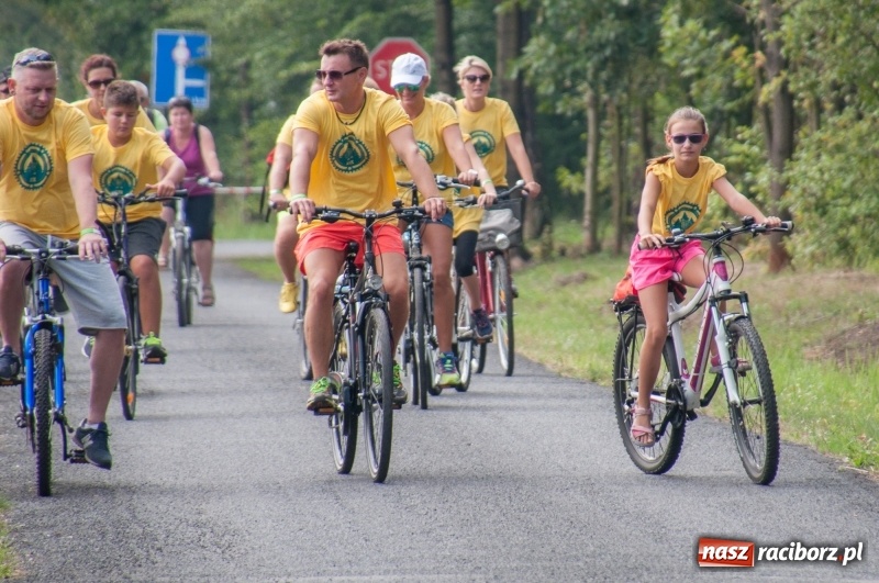 Zdjęcie w galerii na portalu naszraciborz.pl: Szlakiem pożaru 1992 - XIX Rodzinny Rajd Rowerowy w Kuźni Raciborskiej wiadomości z regionu
