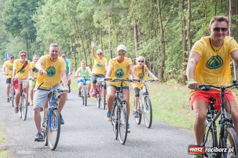 Zdjęcie w galerii na portalu naszraciborz.pl: Szlakiem pożaru 1992 - XIX Rodzinny Rajd Rowerowy w Kuźni Raciborskiej wiadomości z regionu