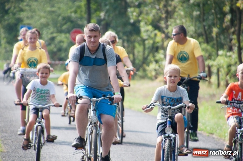 Zdjęcie w galerii na portalu naszraciborz.pl: Szlakiem pożaru 1992 - XIX Rodzinny Rajd Rowerowy w Kuźni Raciborskiej wiadomości z regionu