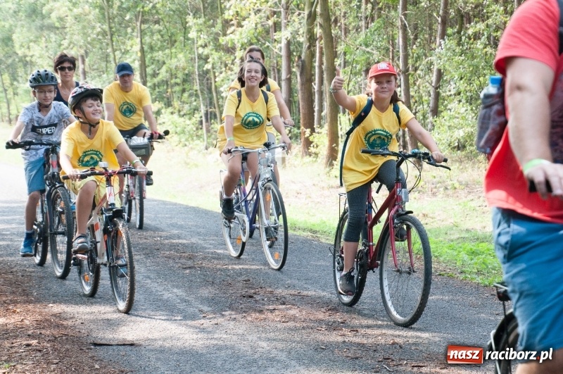 Zdjęcie w galerii na portalu naszraciborz.pl: Szlakiem pożaru 1992 - XIX Rodzinny Rajd Rowerowy w Kuźni Raciborskiej wiadomości z regionu