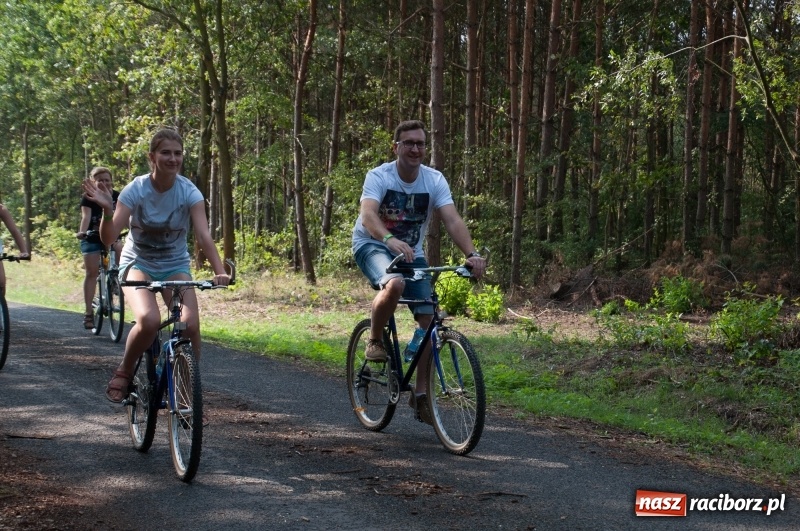 Zdjęcie w galerii na portalu naszraciborz.pl: Szlakiem pożaru 1992 - XIX Rodzinny Rajd Rowerowy w Kuźni Raciborskiej wiadomości z regionu