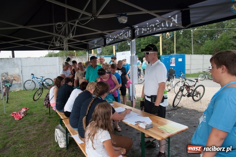 Zdjęcie w galerii na portalu naszraciborz.pl: Szlakiem pożaru 1992 - XIX Rodzinny Rajd Rowerowy w Kuźni Raciborskiej wiadomości z regionu