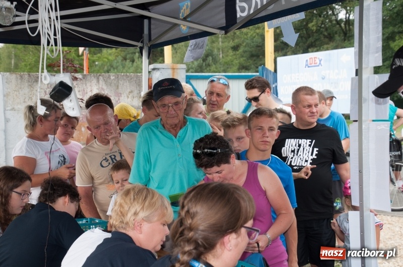 Zdjęcie w galerii na portalu naszraciborz.pl: Szlakiem pożaru 1992 - XIX Rodzinny Rajd Rowerowy w Kuźni Raciborskiej wiadomości z regionu