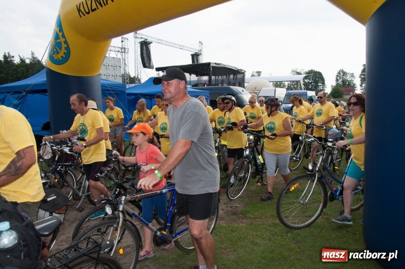 Zdjęcie w galerii na portalu naszraciborz.pl: Szlakiem pożaru 1992 - XIX Rodzinny Rajd Rowerowy w Kuźni Raciborskiej wiadomości z regionu