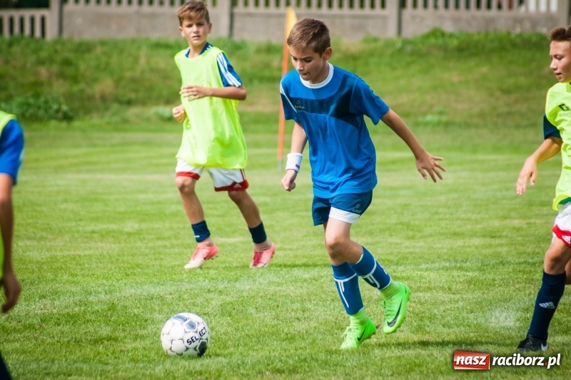Zdjęcie w galerii na portalu naszraciborz.pl: Kadra Podokręgu Katowice wygrała turniej im. Zbigniewa Oszka wiadomości z regionu