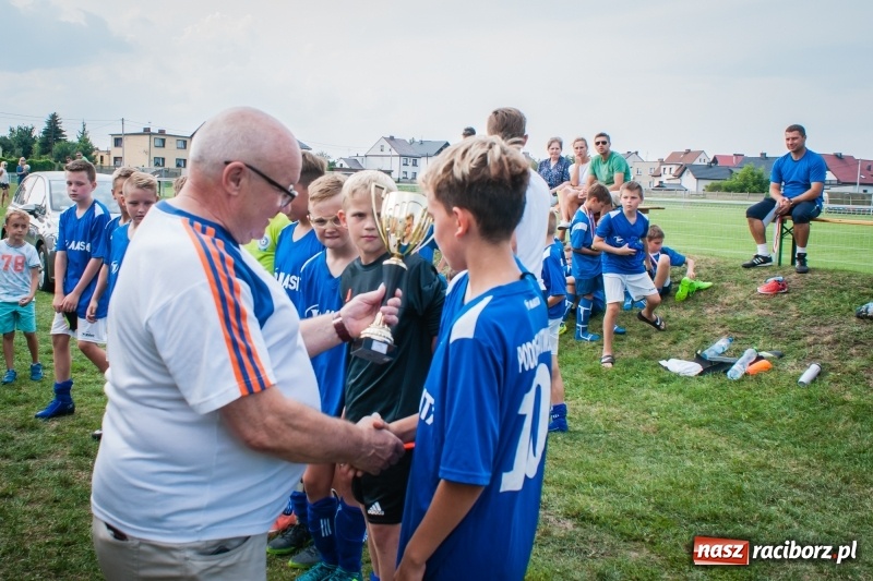 Zdjęcie w galerii na portalu naszraciborz.pl: Kadra Podokręgu Katowice wygrała turniej im. Zbigniewa Oszka wiadomości z regionu