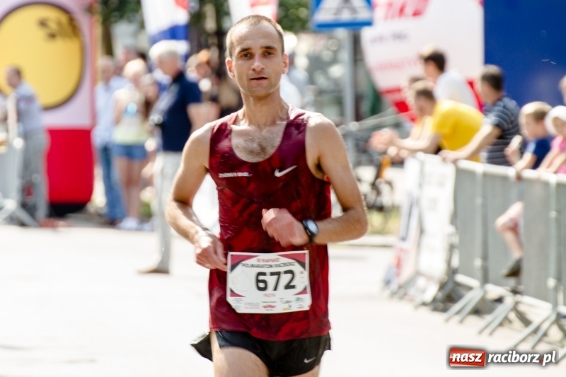 Zdjęcie w galerii na portalu naszraciborz.pl: Wysiłek, litry potu, radość i satysfakcja - oblicza III Rafako Półmaratonu  wiadomości z regionu