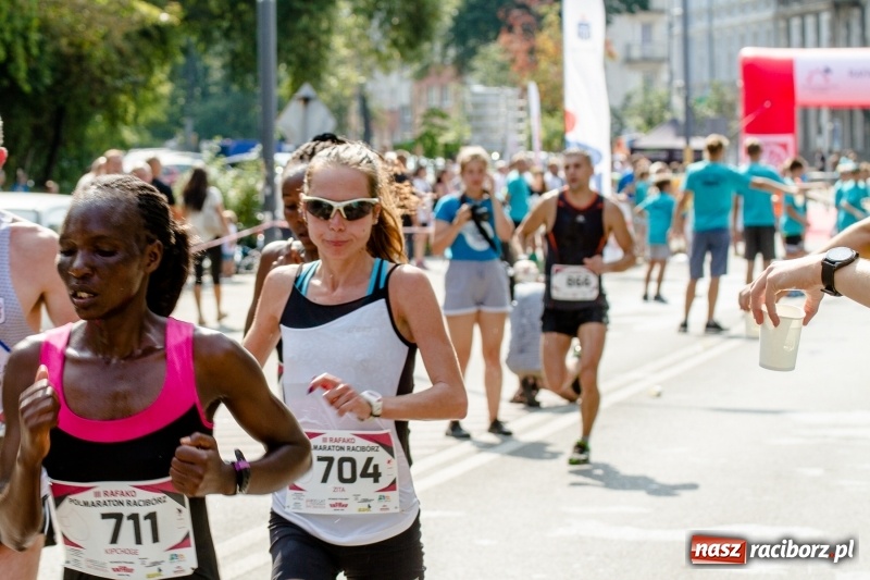 Zdjęcie w galerii na portalu naszraciborz.pl: Wysiłek, litry potu, radość i satysfakcja - oblicza III Rafako Półmaratonu  wiadomości z regionu