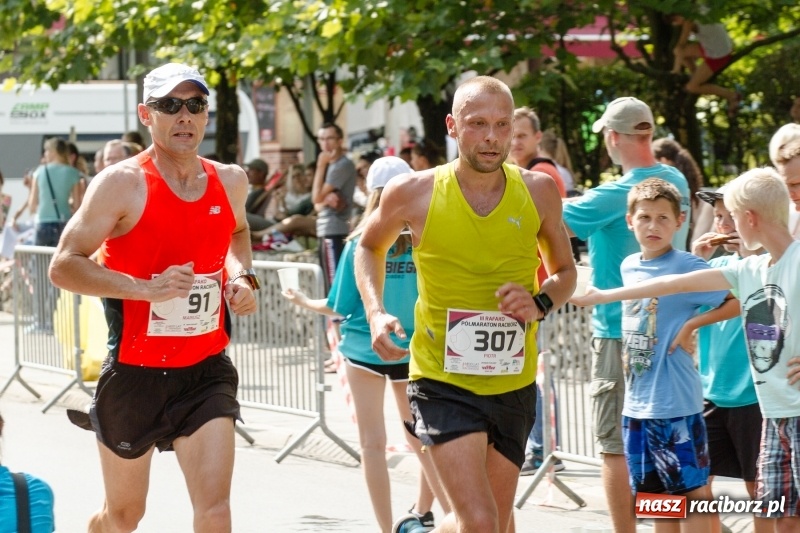 Zdjęcie w galerii na portalu naszraciborz.pl: Wysiłek, litry potu, radość i satysfakcja - oblicza III Rafako Półmaratonu  wiadomości z regionu
