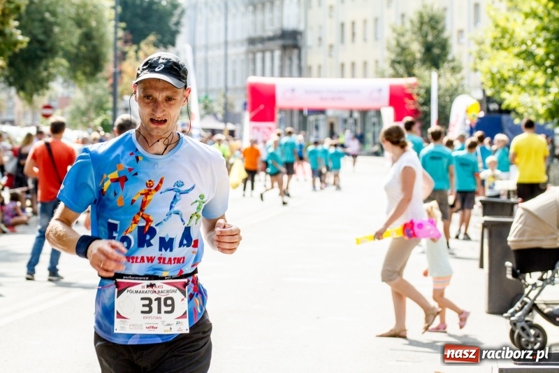 Zdjęcie w galerii na portalu naszraciborz.pl: Wysiłek, litry potu, radość i satysfakcja - oblicza III Rafako Półmaratonu  wiadomości z regionu