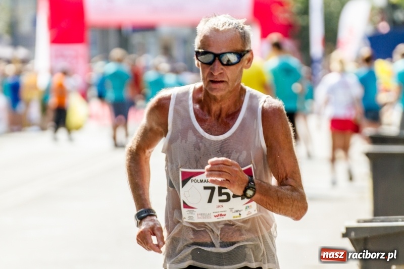 Zdjęcie w galerii na portalu naszraciborz.pl: Wysiłek, litry potu, radość i satysfakcja - oblicza III Rafako Półmaratonu  wiadomości z regionu