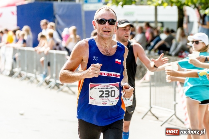 Zdjęcie w galerii na portalu naszraciborz.pl: Wysiłek, litry potu, radość i satysfakcja - oblicza III Rafako Półmaratonu  wiadomości z regionu