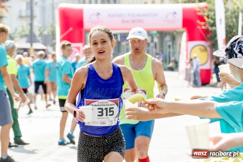 Zdjęcie w galerii na portalu naszraciborz.pl: Wysiłek, litry potu, radość i satysfakcja - oblicza III Rafako Półmaratonu  wiadomości z regionu