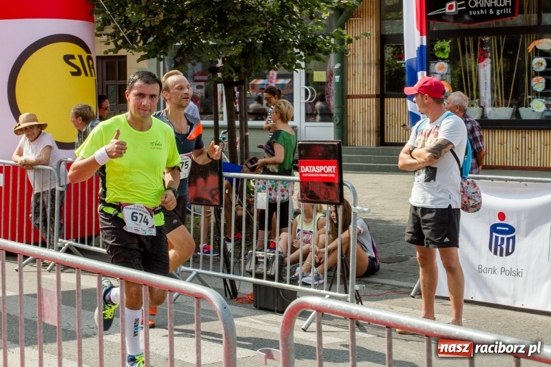 Zdjęcie w galerii na portalu naszraciborz.pl: Wysiłek, litry potu, radość i satysfakcja - oblicza III Rafako Półmaratonu  wiadomości z regionu