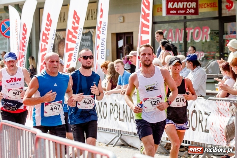 Zdjęcie w galerii na portalu naszraciborz.pl: Wysiłek, litry potu, radość i satysfakcja - oblicza III Rafako Półmaratonu  wiadomości z regionu