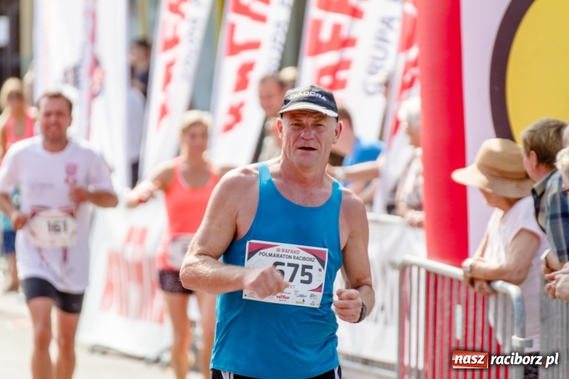 Zdjęcie w galerii na portalu naszraciborz.pl: Wysiłek, litry potu, radość i satysfakcja - oblicza III Rafako Półmaratonu  wiadomości z regionu