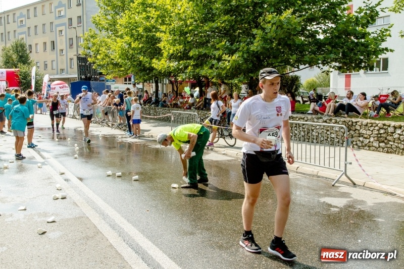 Zdjęcie w galerii na portalu naszraciborz.pl: Wysiłek, litry potu, radość i satysfakcja - oblicza III Rafako Półmaratonu  wiadomości z regionu