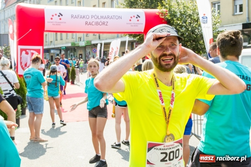 Zdjęcie w galerii na portalu naszraciborz.pl: Wysiłek, litry potu, radość i satysfakcja - oblicza III Rafako Półmaratonu  wiadomości z regionu